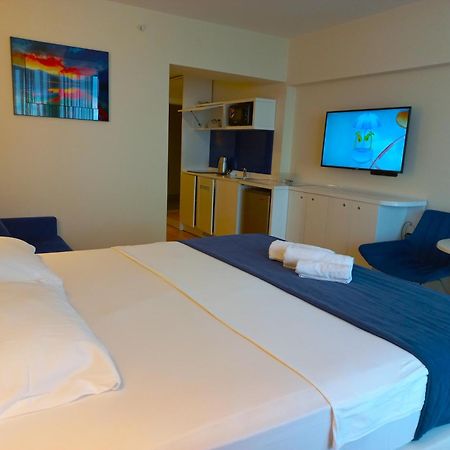 View From Above Orbi City Apartment Batumi Bagian luar foto
