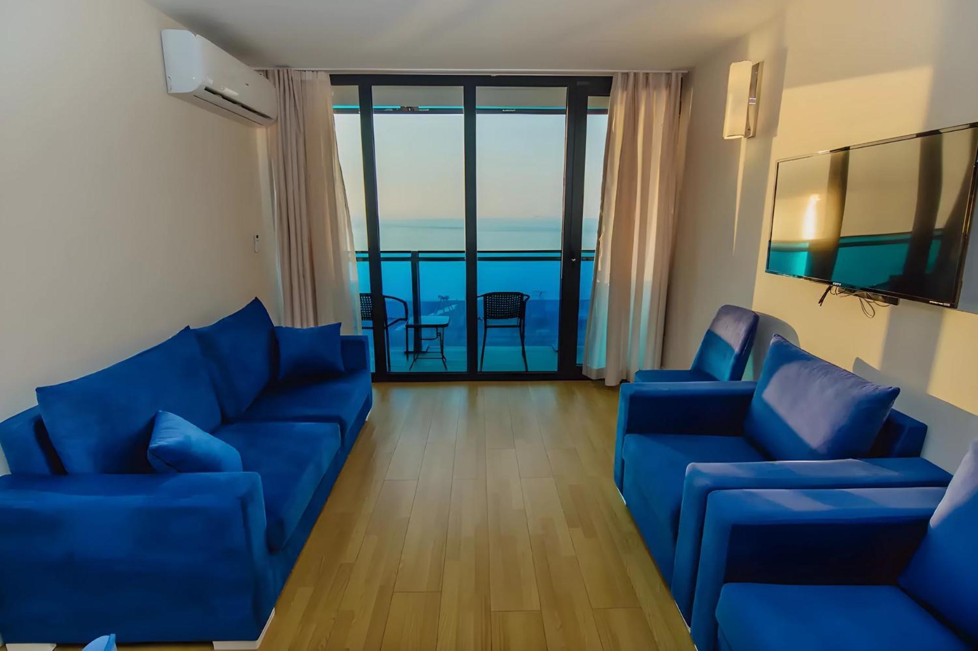View From Above Orbi City Apartment Batumi Bagian luar foto
