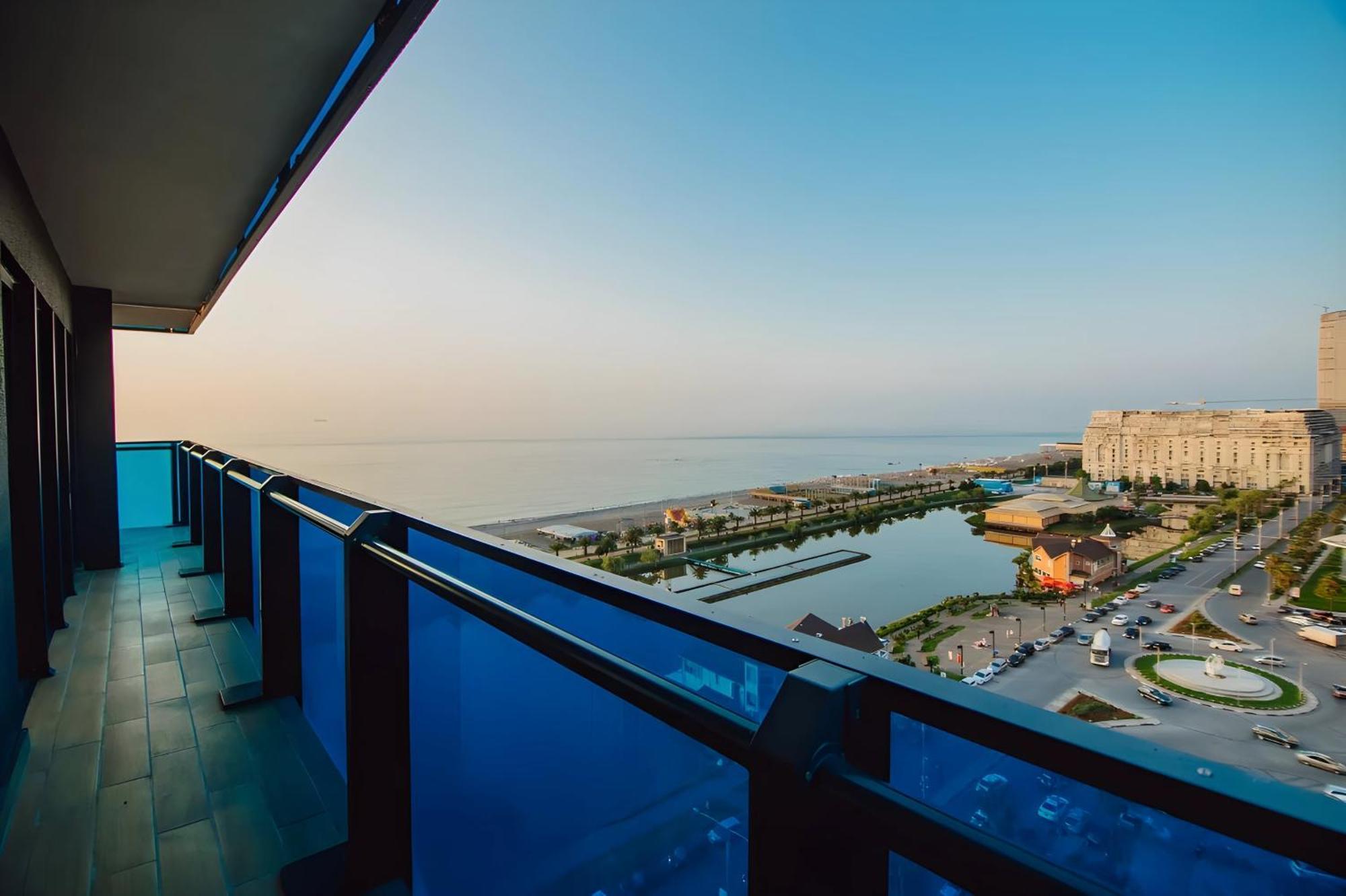 View From Above Orbi City Apartment Batumi Bagian luar foto
