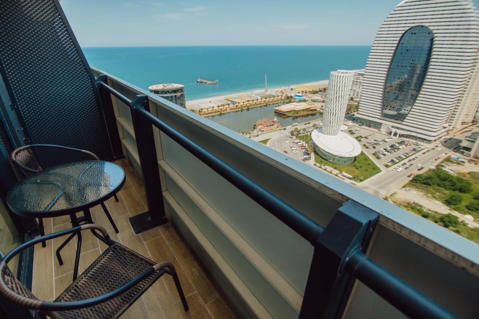 View From Above Orbi City Apartment Batumi Bagian luar foto