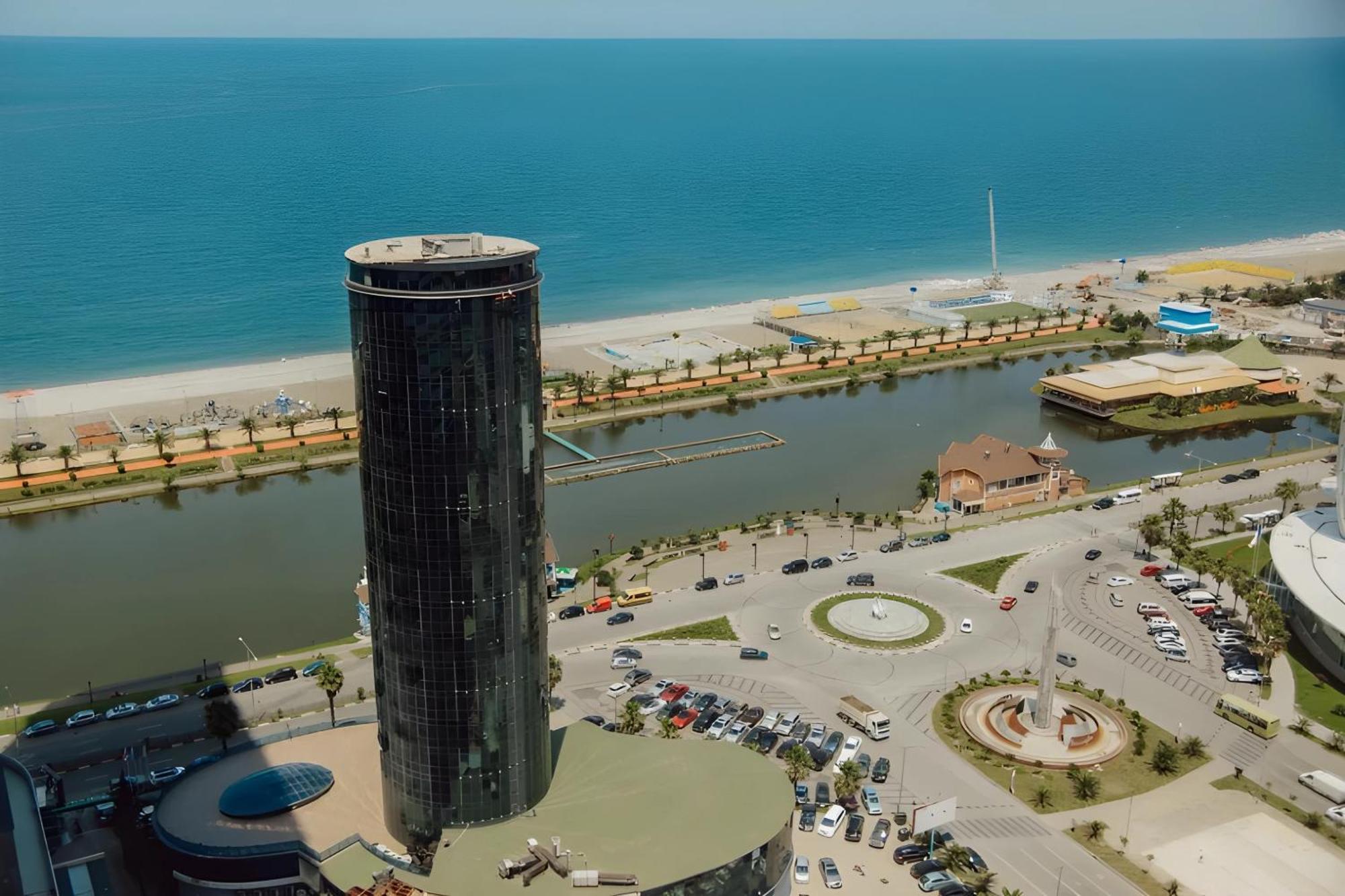 View From Above Orbi City Apartment Batumi Bagian luar foto