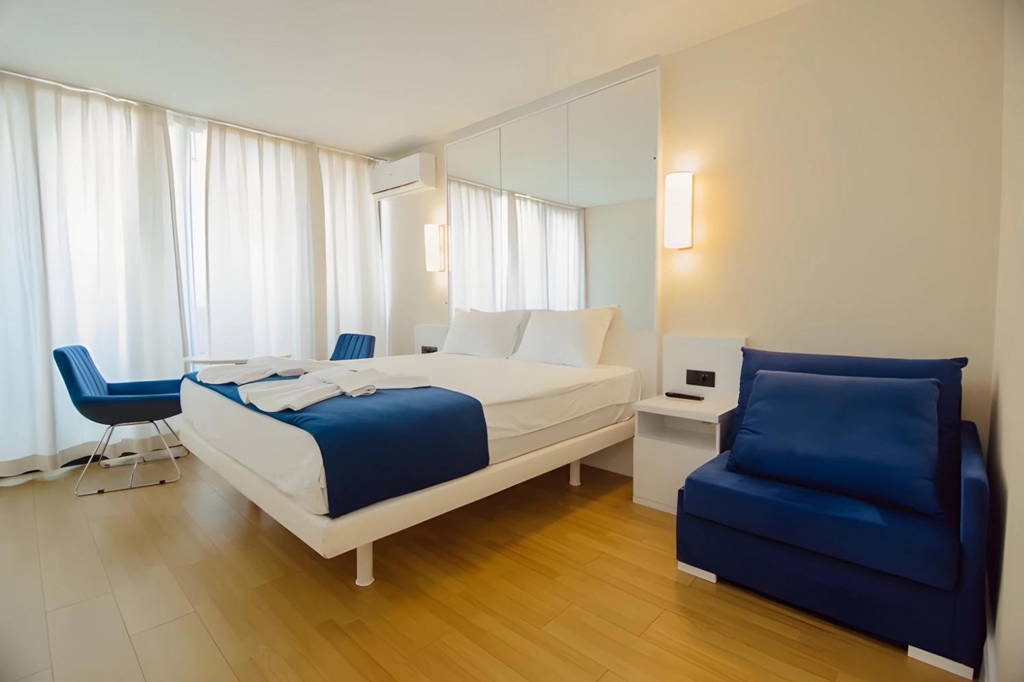 View From Above Orbi City Apartment Batumi Bagian luar foto